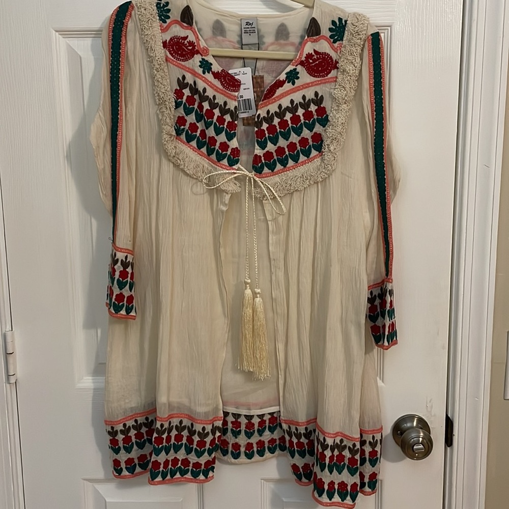 Embroidered Jacket Kimono Boho Style with Tassels Size S